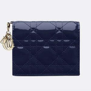 Dior patent compact wallet / 70% new only the dior metal changed color diro lady